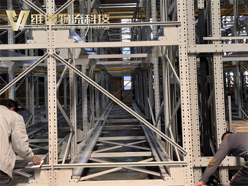 四向穿梭车立库为何成企业 “香饽饽”？从效率、成本到柔性的全维度破局