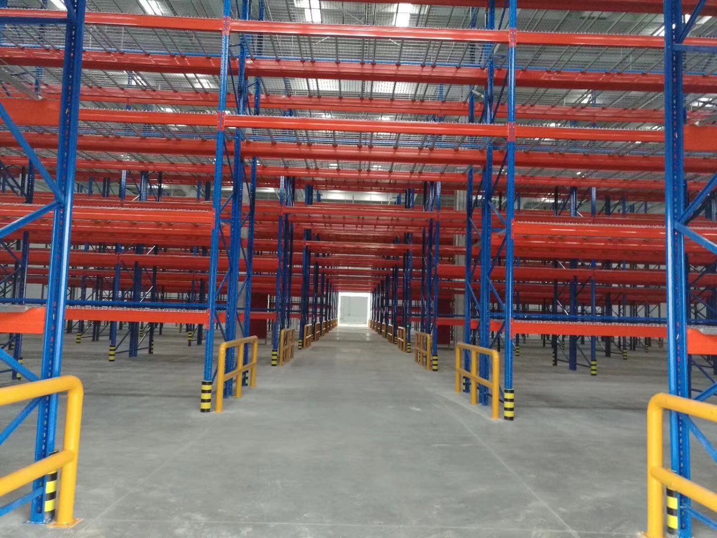 横梁式立体仓库：不止省空间，更让仓储效率 “跑” 起来